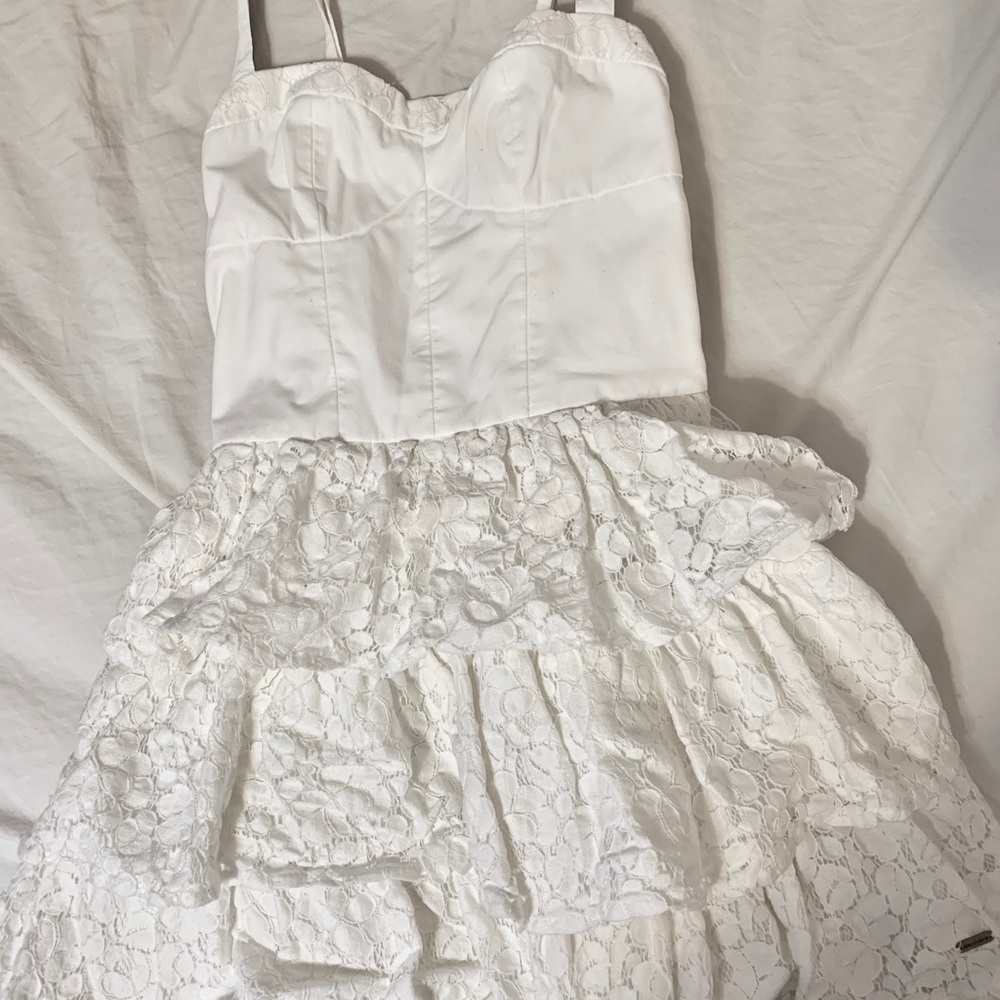 adorable children’s white abercrombie dress